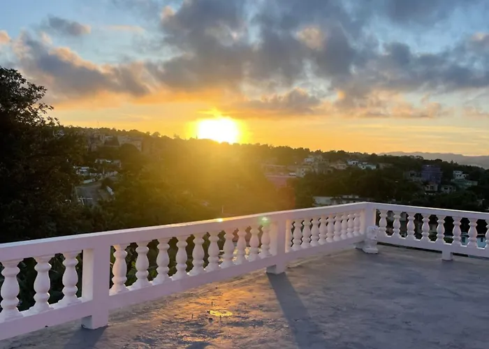 Three Palm Guest house Montego Bay