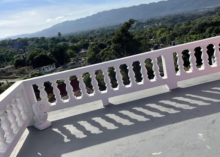 Three Palm Guest house Montego Bay